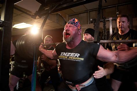 First off, back in early 2002, Chuck Vogelpohl became the first man under 300 pounds to squat over a 1000 in competition so it was needless to say that more was expected out of him this time around. . Chuck vogelpohl